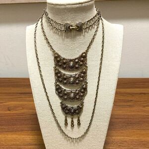 Unsigned Vintage Goldette Gold-tone Necklace with 4 Crescent Pendants on Chain